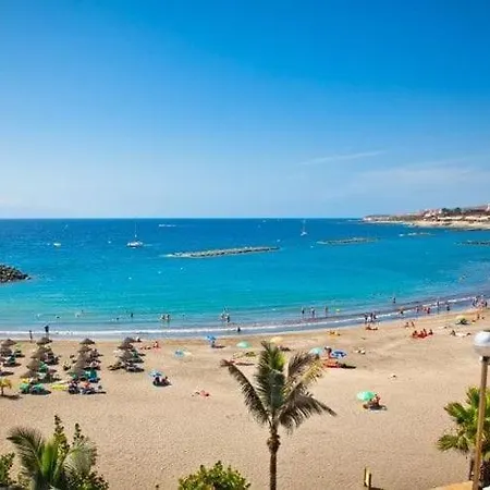 Apartment Amazing 3 Bedroom On The First Line Of The Americas Beach, Air Conditioner And Terrace Ocean View *