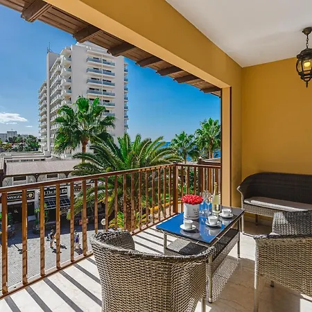 Amazing 3 Bedroom On The First Line Of The Americas Beach, Air Conditioner And Terrace Ocean View Appartamento *