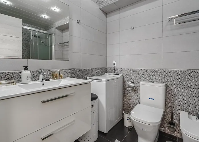Amazing 3 Bedroom On The First Line Of The Americas Beach, Air Conditioner And Terrace Ocean View * بلايا ذي لاس أميريكاس